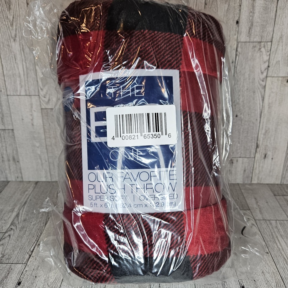 The Big One Red Buffalo Plaid Oversized Plush Throw Blanket 5ft x 6ft NEW